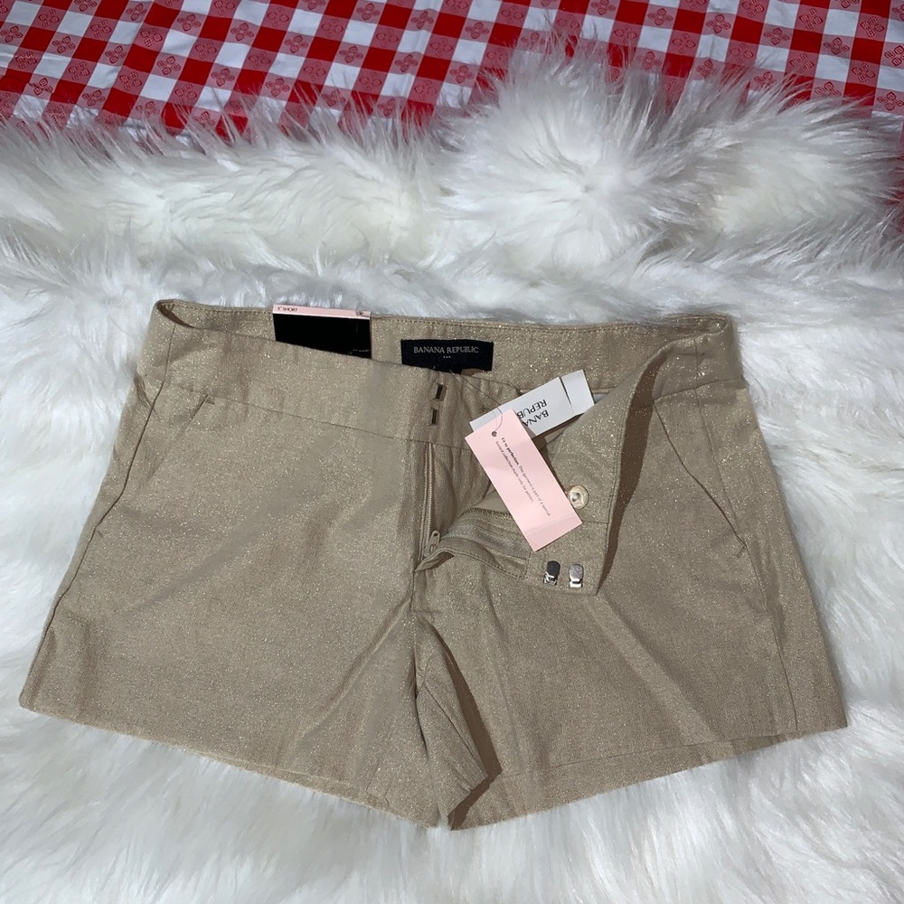 BANANA REPUBLIC shorts size 0!!!